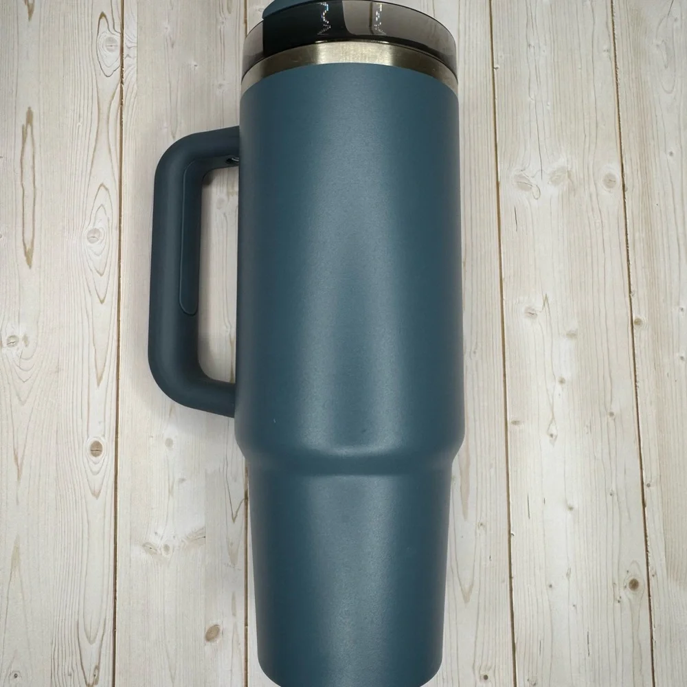 Stanley 30oz Mug - Picture 2 of 4